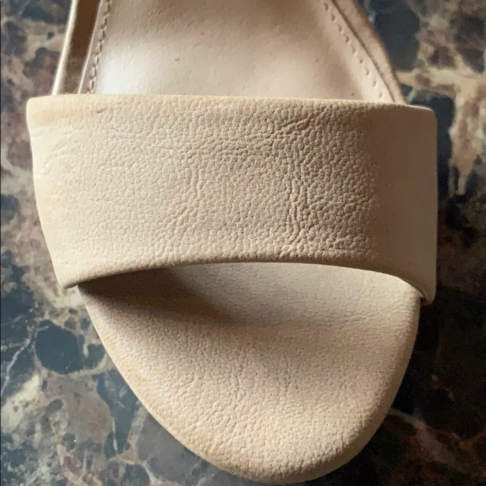 Heels - Picture 6 of 8